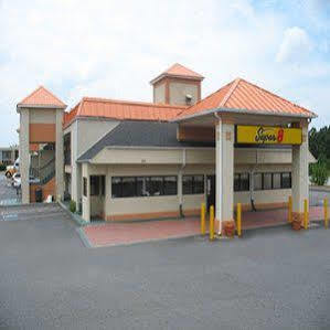 Super 8 By Wyndham Suwanee Hotel Ngoại thất bức ảnh